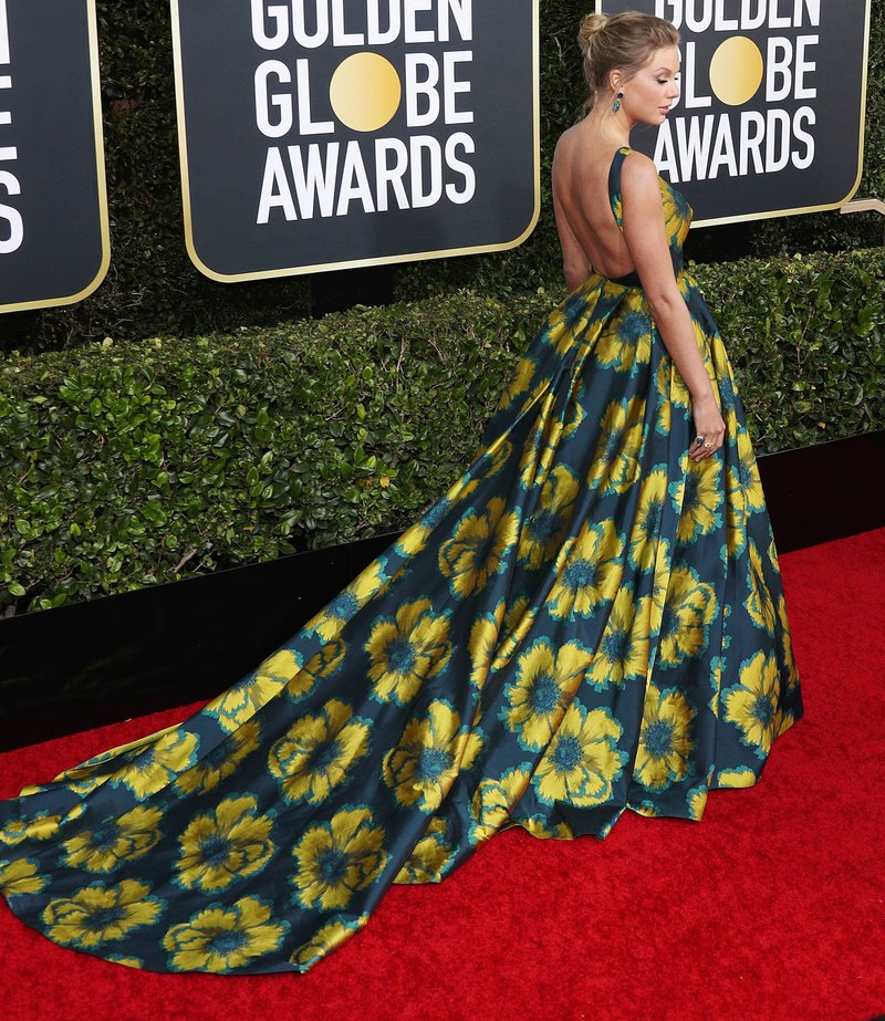 Taylor Swift at 77th Annual Golden Globe Awards — photo 36