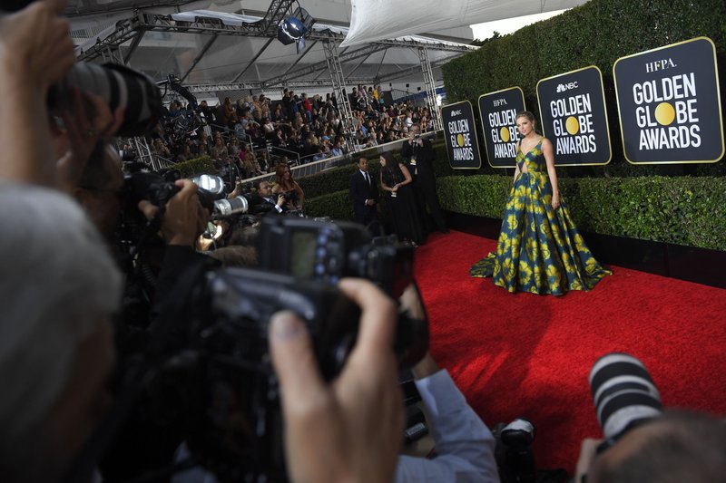 Taylor Swift at 77th Annual Golden Globe Awards — photo 51