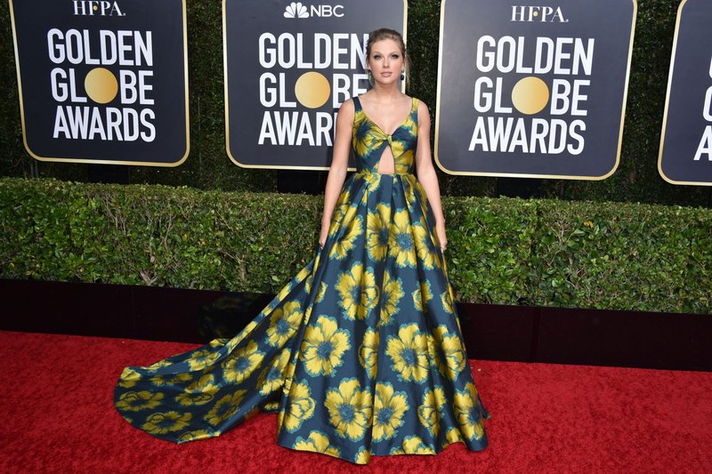 Taylor Swift at 77th Annual Golden Globe Awards — photo 53