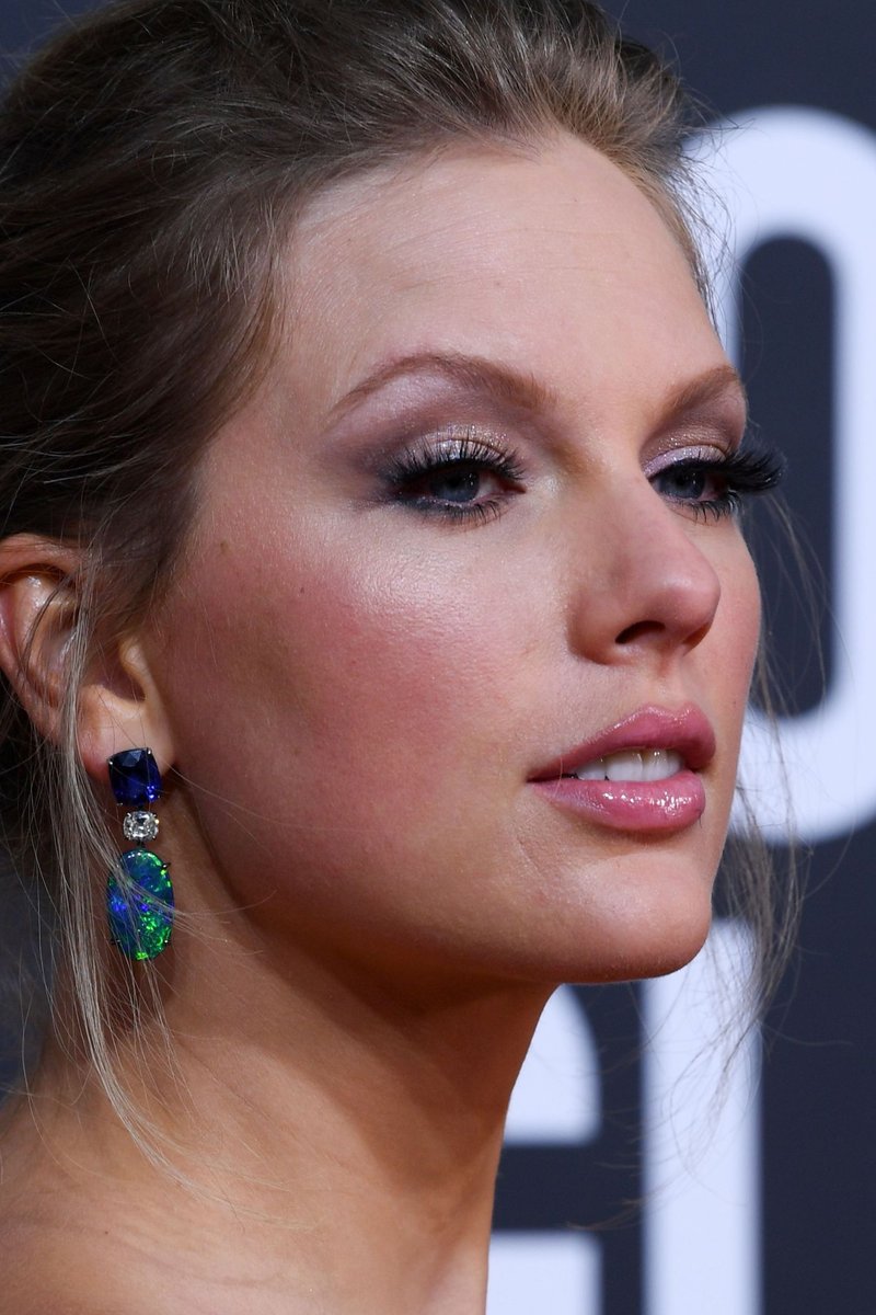 Taylor Swift at 77th Annual Golden Globe Awards — photo 91