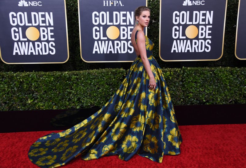 Taylor Swift at 77th Annual Golden Globe Awards — photo 98