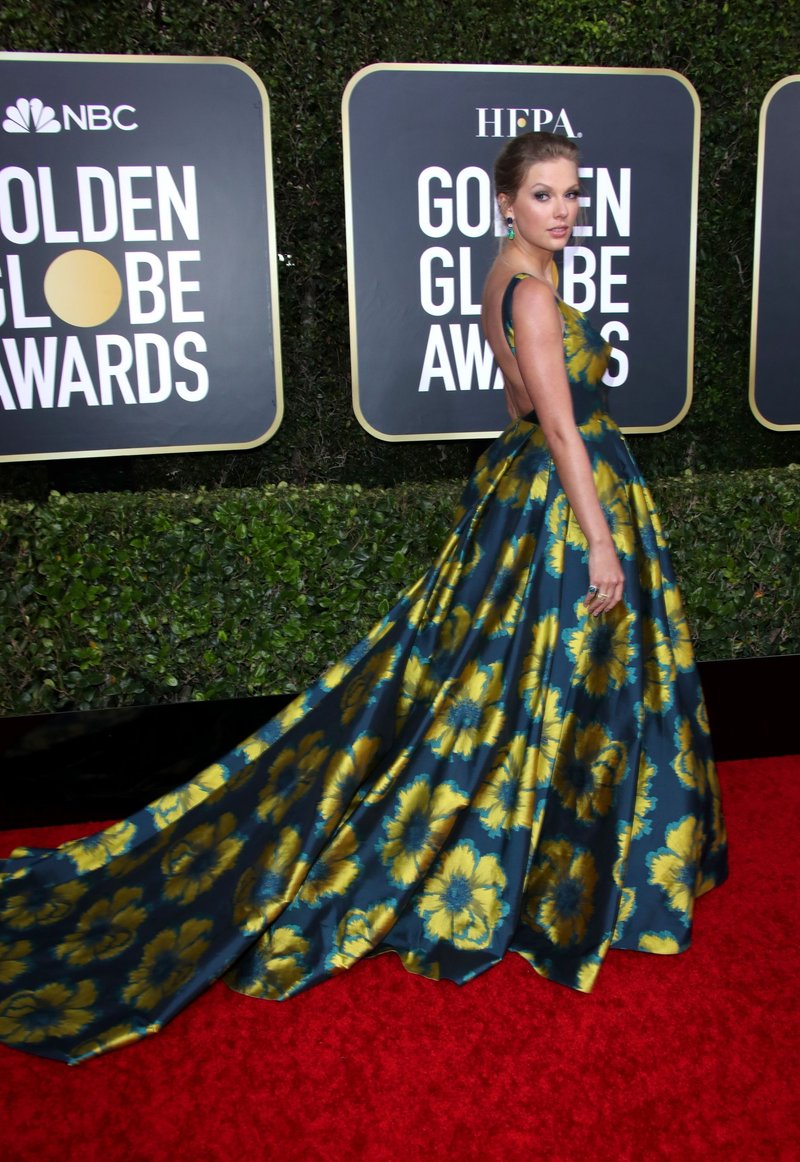 Taylor Swift at 77th Annual Golden Globe Awards — photo 102