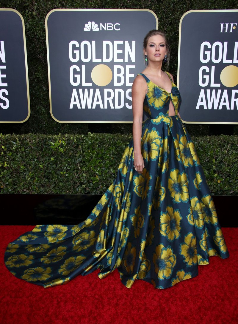 Taylor Swift at 77th Annual Golden Globe Awards — photo 103