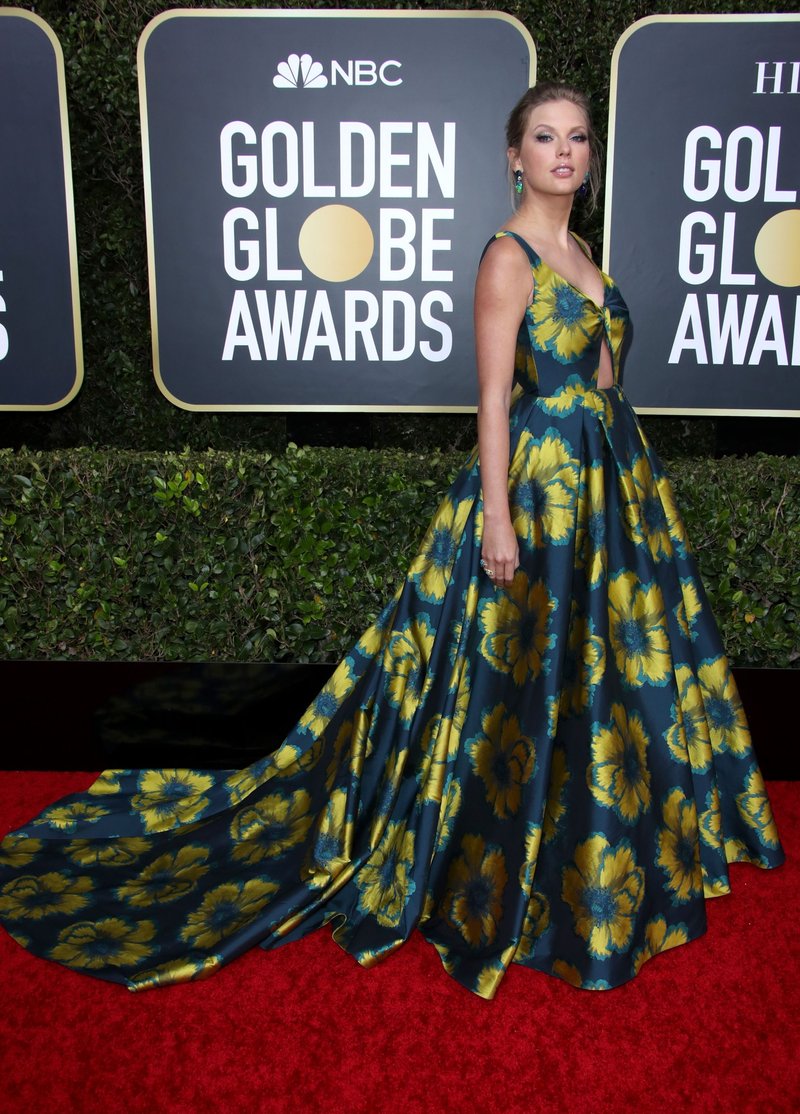 Taylor Swift at 77th Annual Golden Globe Awards — photo 108