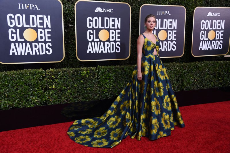 Taylor Swift at 77th Annual Golden Globe Awards — photo 116