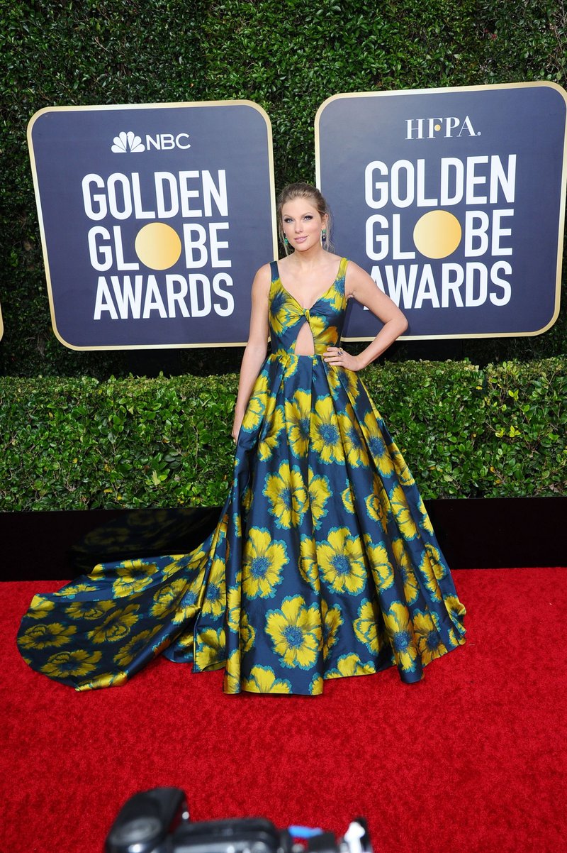 Taylor Swift at 77th Annual Golden Globe Awards — photo 134