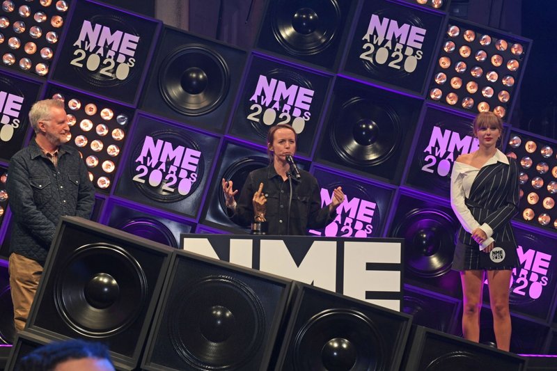 Taylor Swift at NME Awards 2020 — photo 17