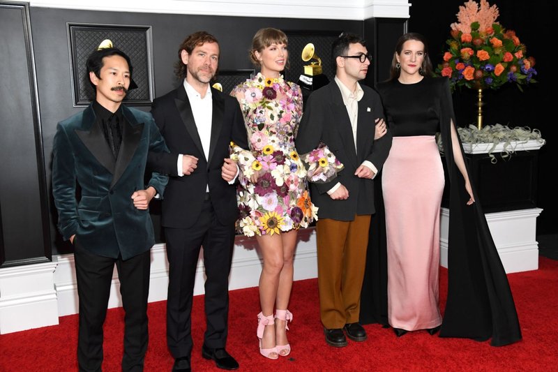 Taylor Swift at 63rd Annual Grammy Awards — photo 26