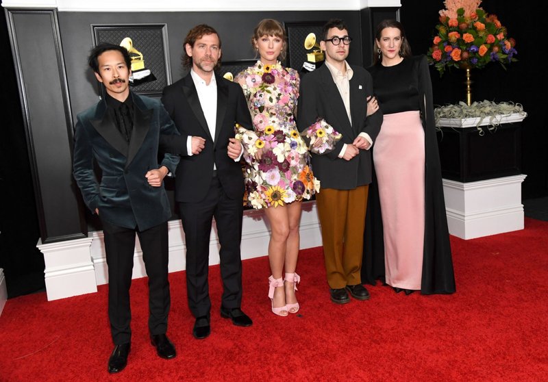 Taylor Swift at 63rd Annual Grammy Awards — photo 27