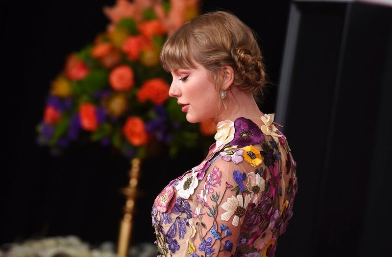 Taylor Swift at 63rd Annual Grammy Awards — photo 36