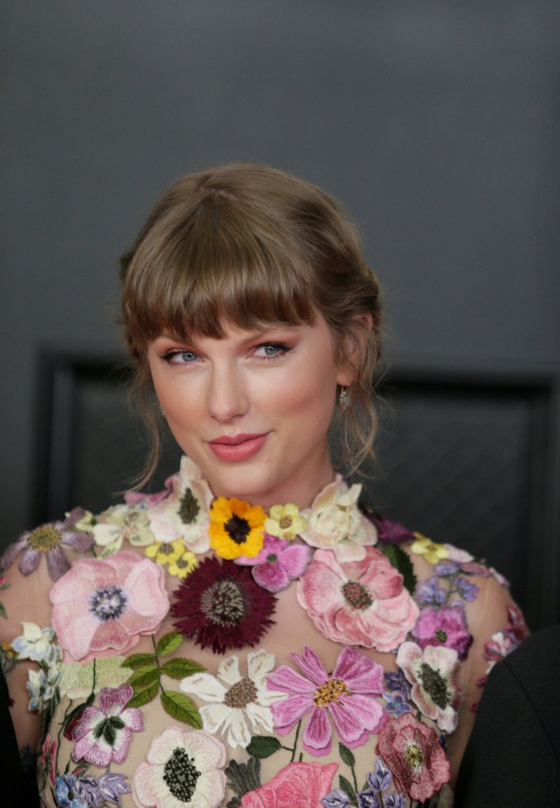 Taylor Swift at 63rd Annual Grammy Awards — photo 85