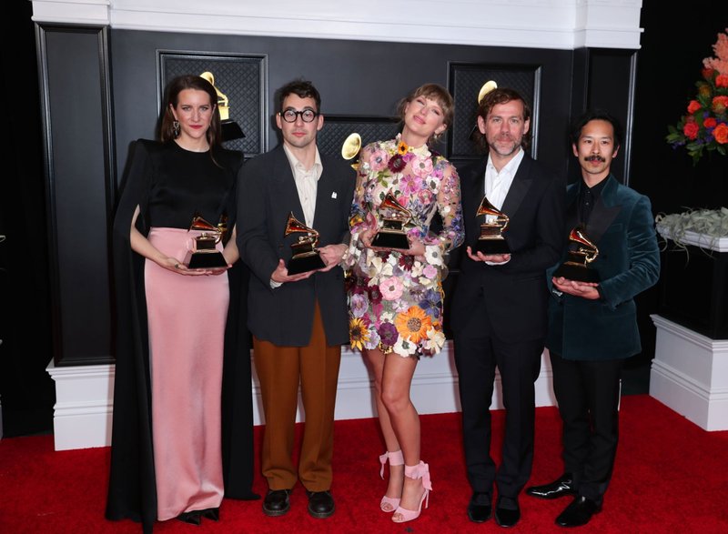Taylor Swift at 63rd Annual Grammy Awards — photo 105