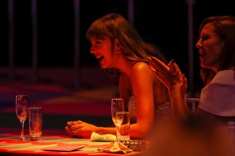 Taylor Swift at The Brit Awards 2021 — photo 18