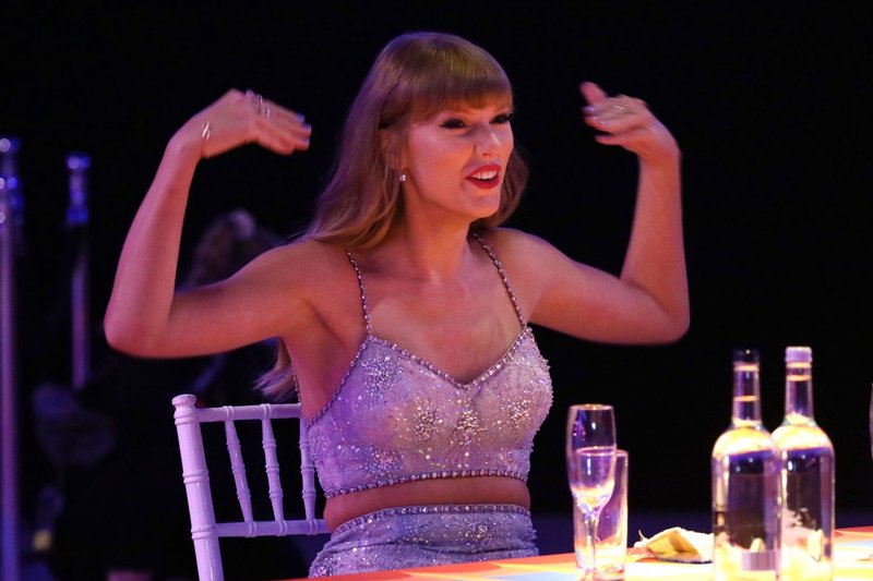 Taylor Swift at The Brit Awards 2021 — photo 64