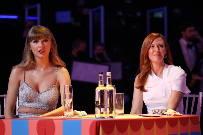 Taylor Swift at The Brit Awards 2021 — photo 74