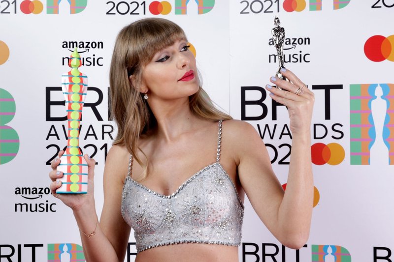 Taylor Swift at The Brit Awards 2021 — photo 90