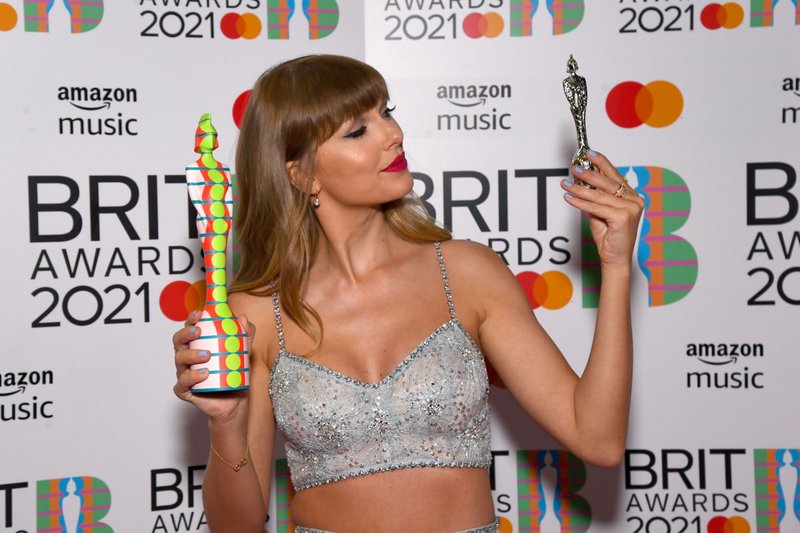 Taylor Swift at The Brit Awards 2021 — photo 115