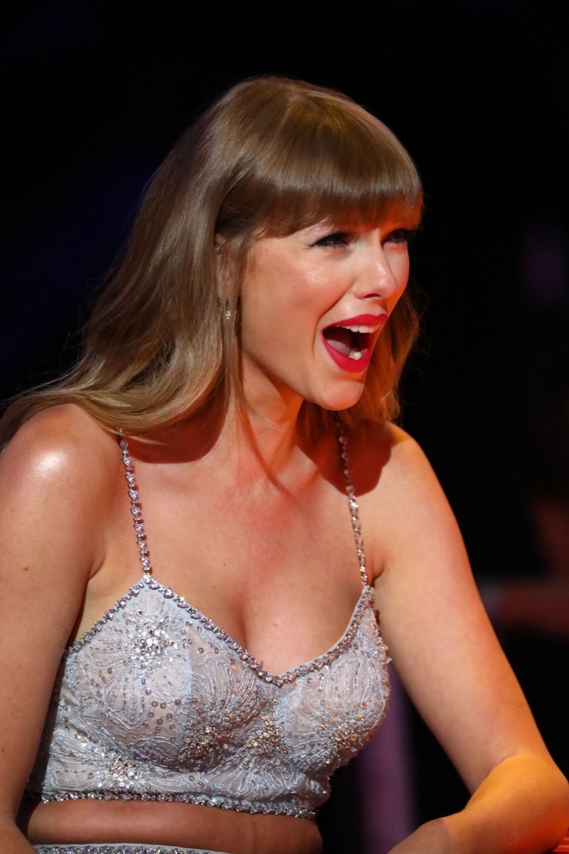 Taylor Swift at The Brit Awards 2021 — photo 160