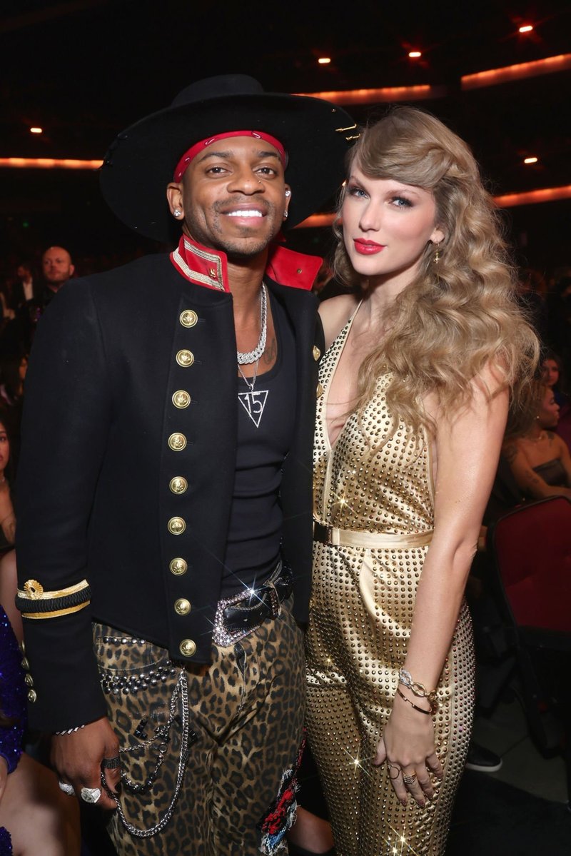 Taylor Swift at 2022 American Music Awards — photo 45