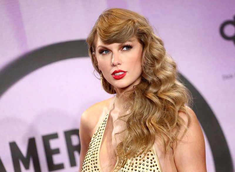 Taylor Swift at 2022 American Music Awards — photo 103