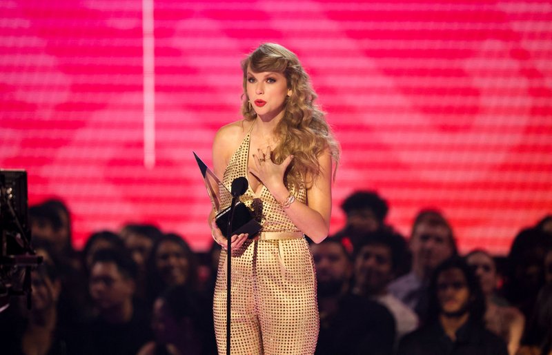Taylor Swift at 2022 American Music Awards — photo 153