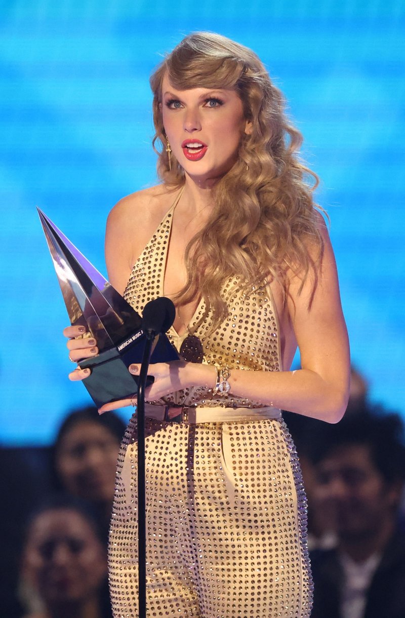 Taylor Swift at 2022 American Music Awards — photo 161