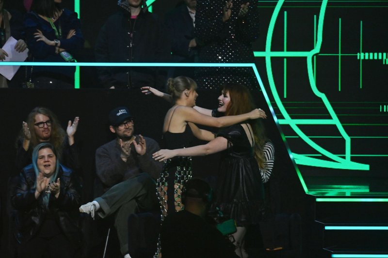 Taylor Swift at 2022 MTV Europe Music Awards — photo 140