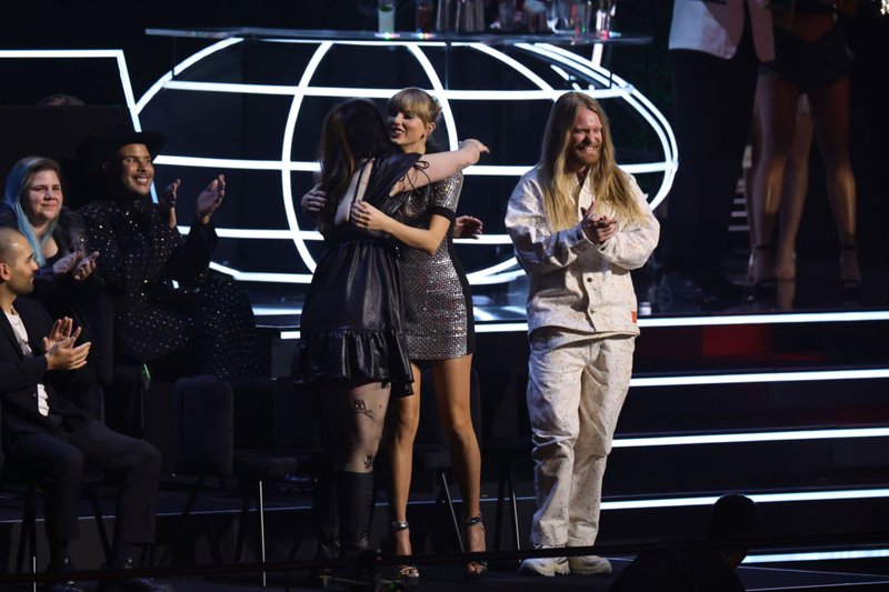 Taylor Swift at 2022 MTV Europe Music Awards — photo 282