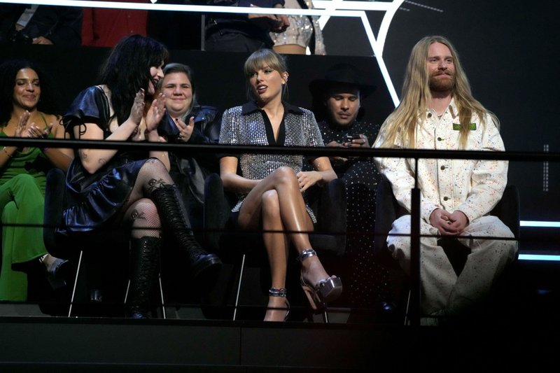 Taylor Swift at 2022 MTV Europe Music Awards — photo 308