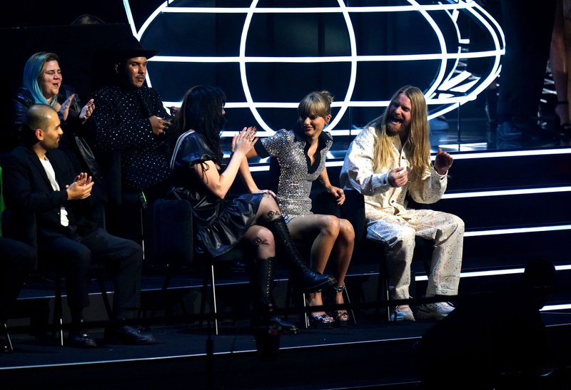 Taylor Swift at 2022 MTV Europe Music Awards — photo 383