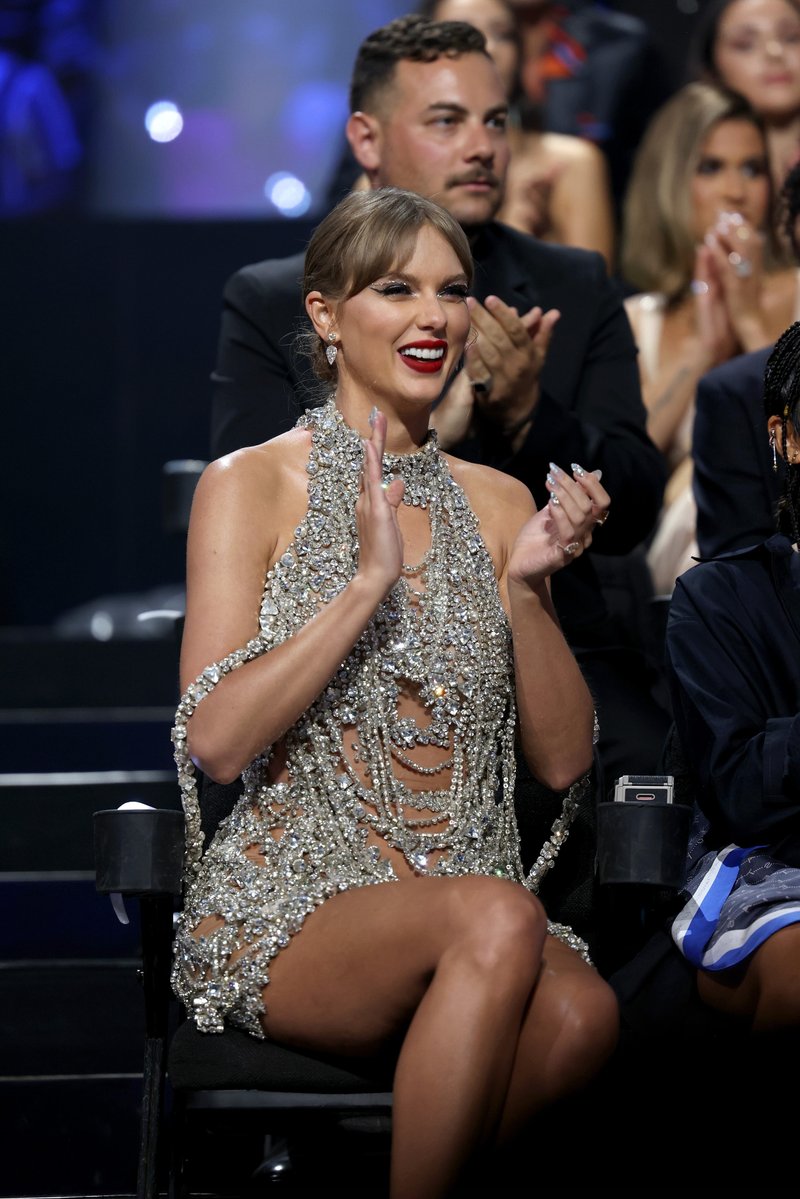 Taylor Swift at 2022 MTV Video Music Awards — photo 49