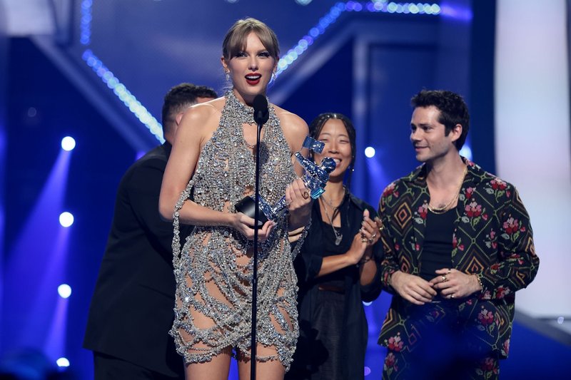 Taylor Swift at 2022 MTV Video Music Awards — photo 54