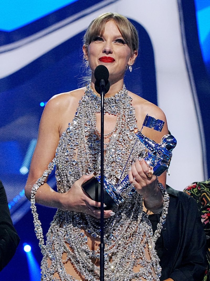 Taylor Swift at 2022 MTV Video Music Awards — photo 56