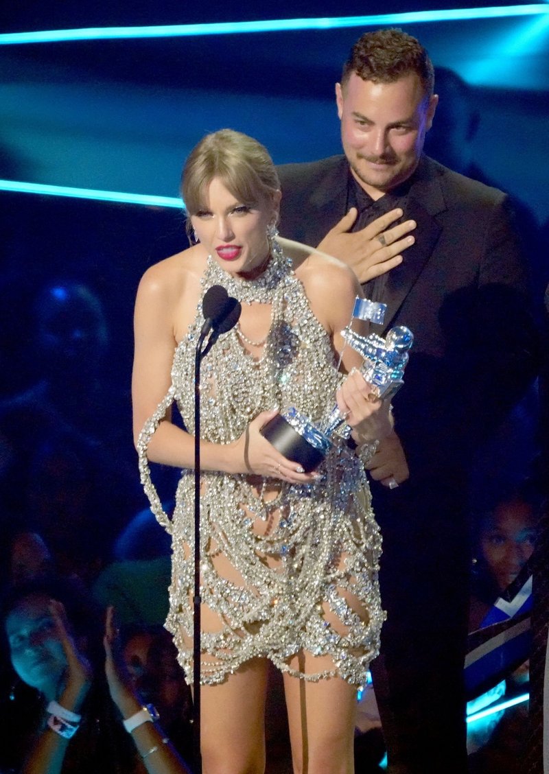 Taylor Swift at 2022 MTV Video Music Awards — photo 58