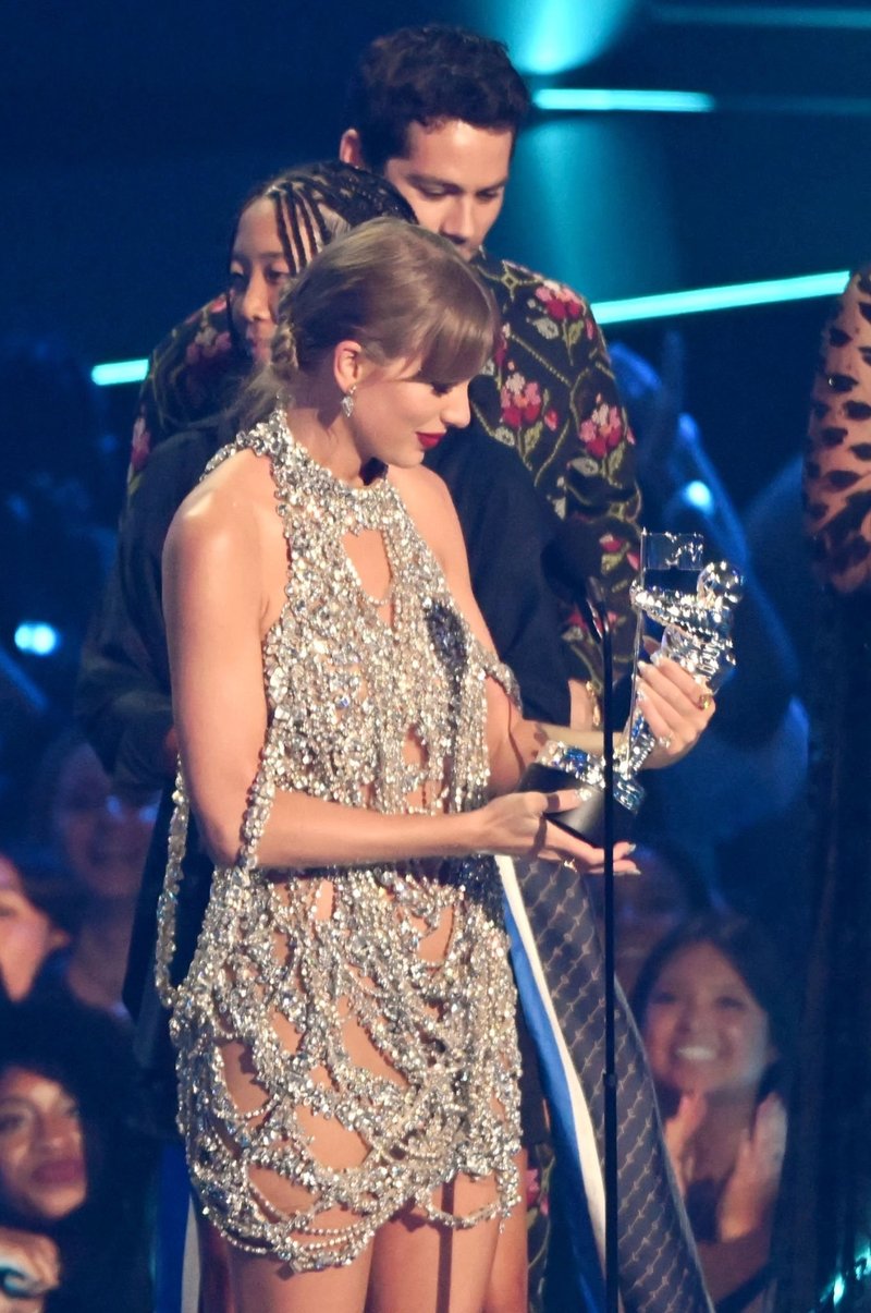 Taylor Swift at 2022 MTV Video Music Awards — photo 67