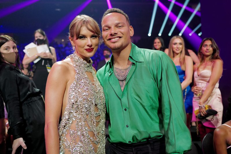 Taylor Swift at 2022 MTV Video Music Awards — photo 74