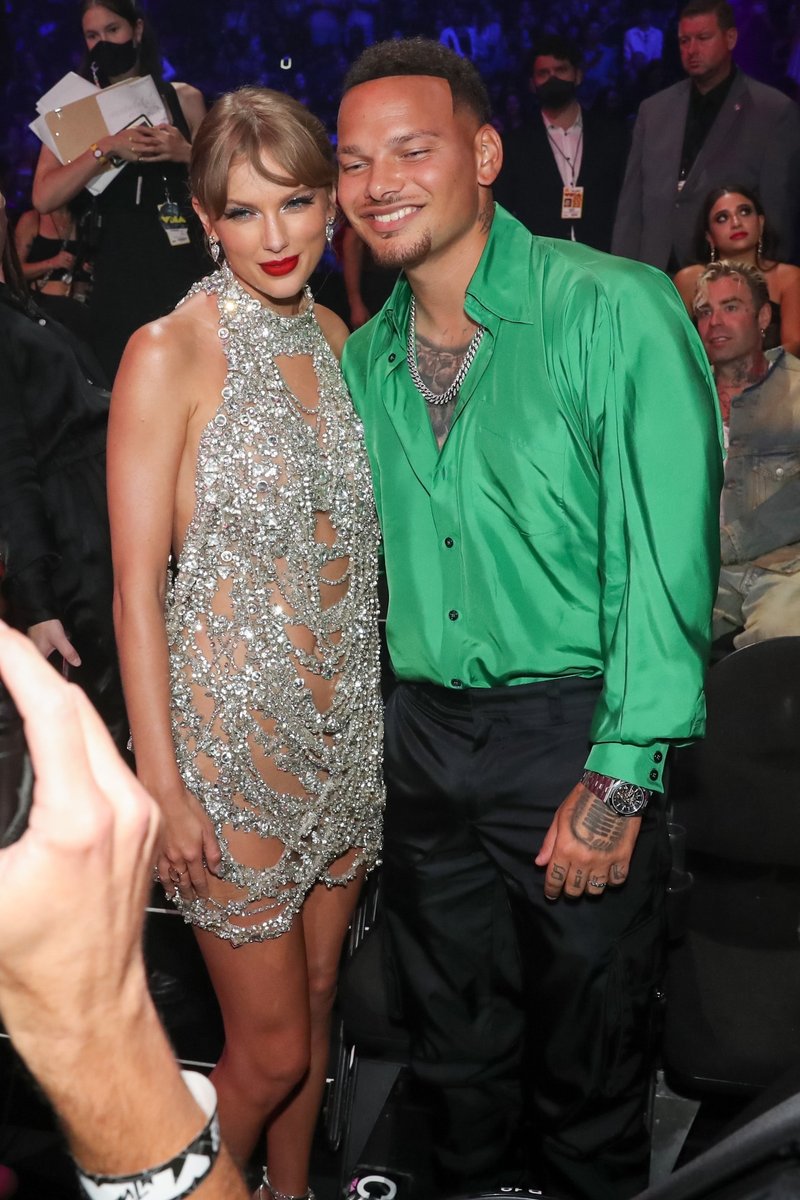 Taylor Swift at 2022 MTV Video Music Awards — photo 75