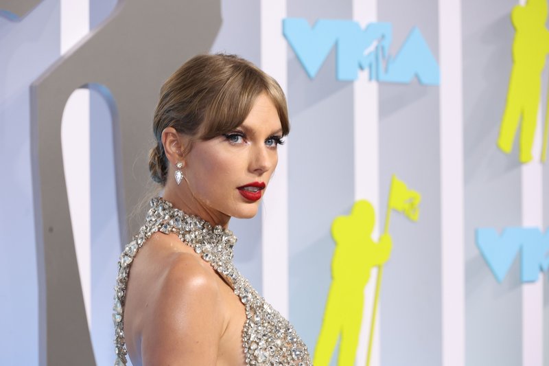 Taylor Swift at 2022 MTV Video Music Awards — photo 108