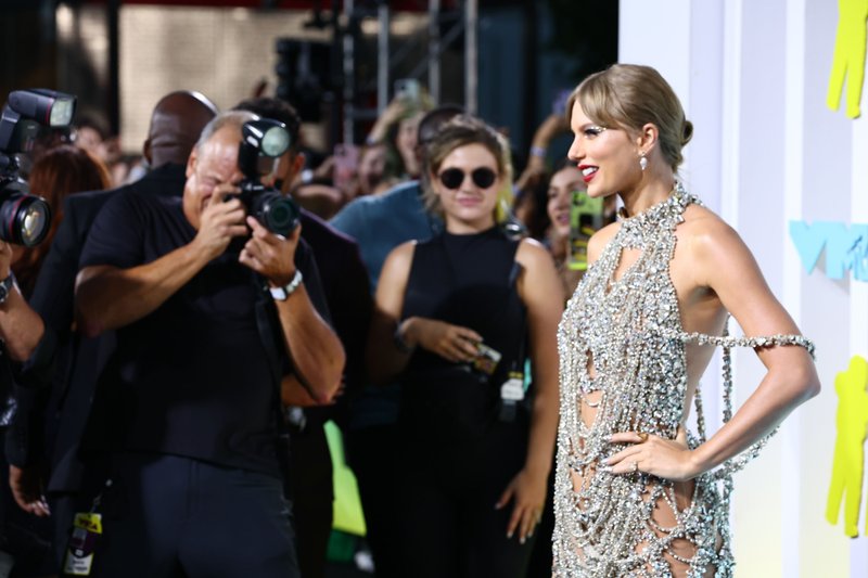 Taylor Swift at 2022 MTV Video Music Awards — photo 153