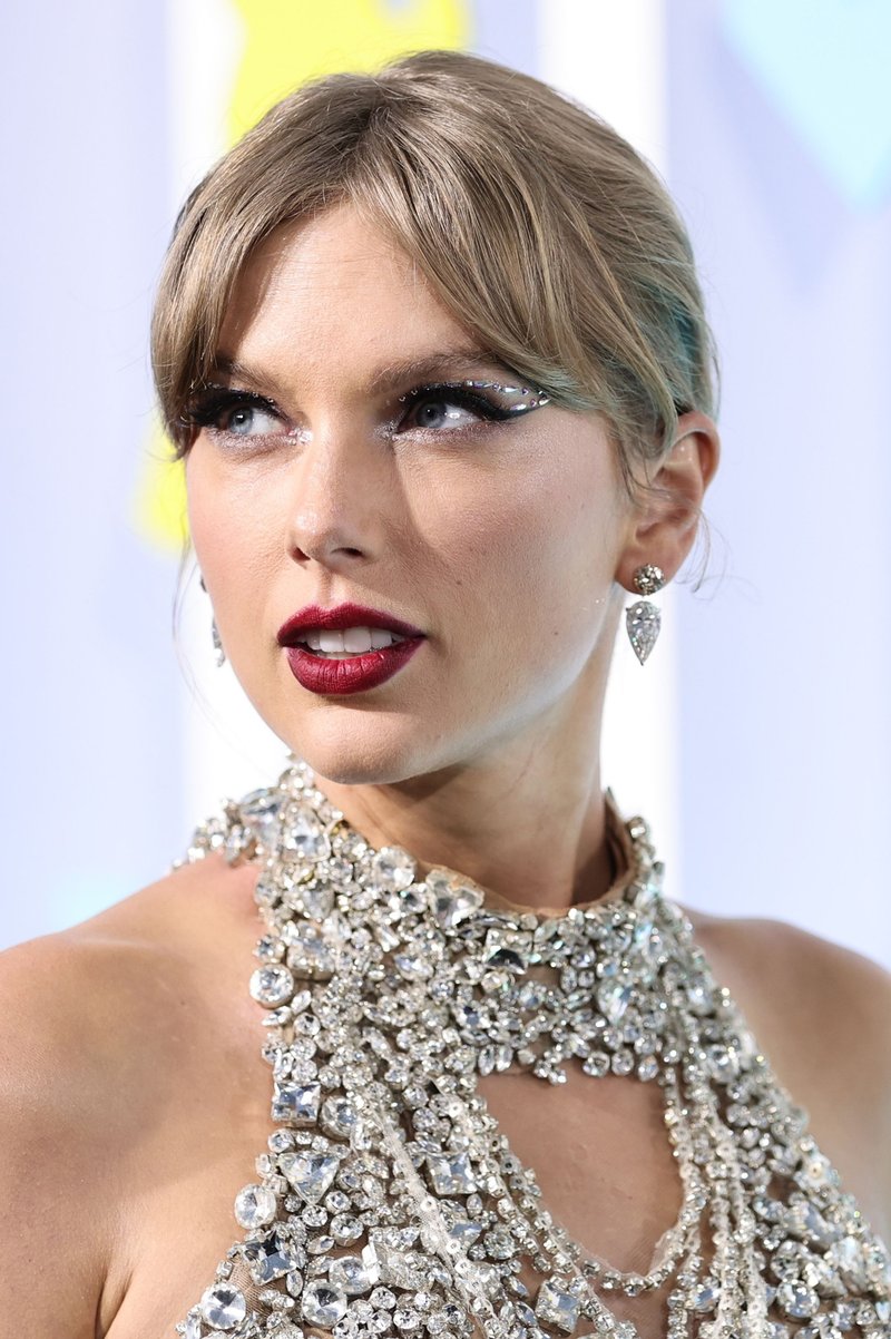 Taylor Swift at 2022 MTV Video Music Awards — photo 239