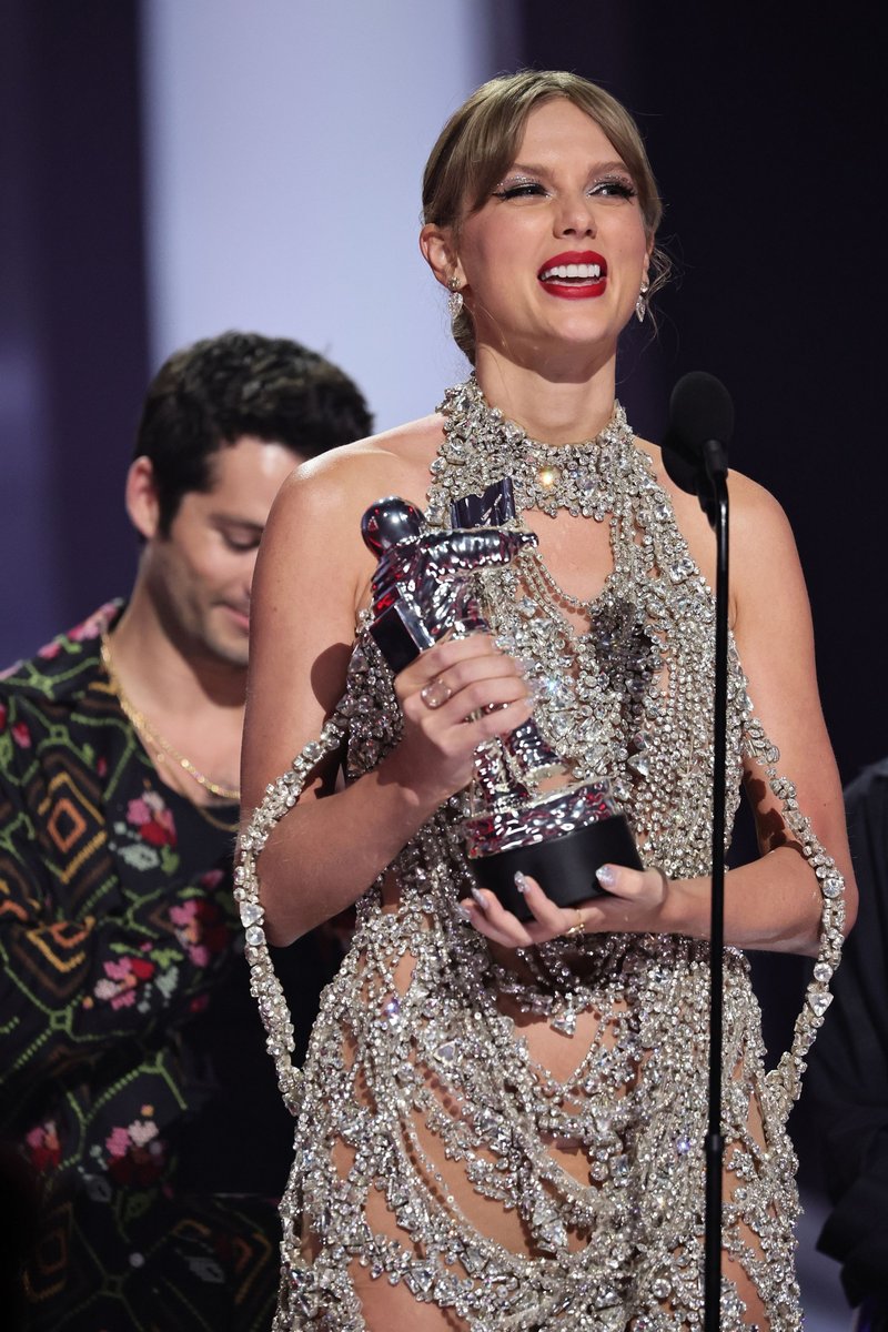 Taylor Swift at 2022 MTV Video Music Awards — photo 255