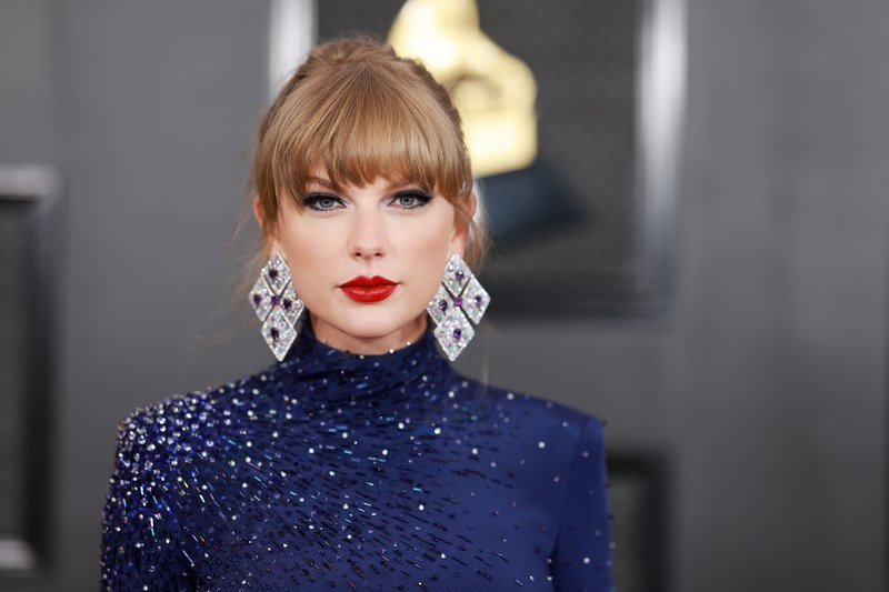 Taylor Swift at 65th Annual Grammy Awards — photo 46
