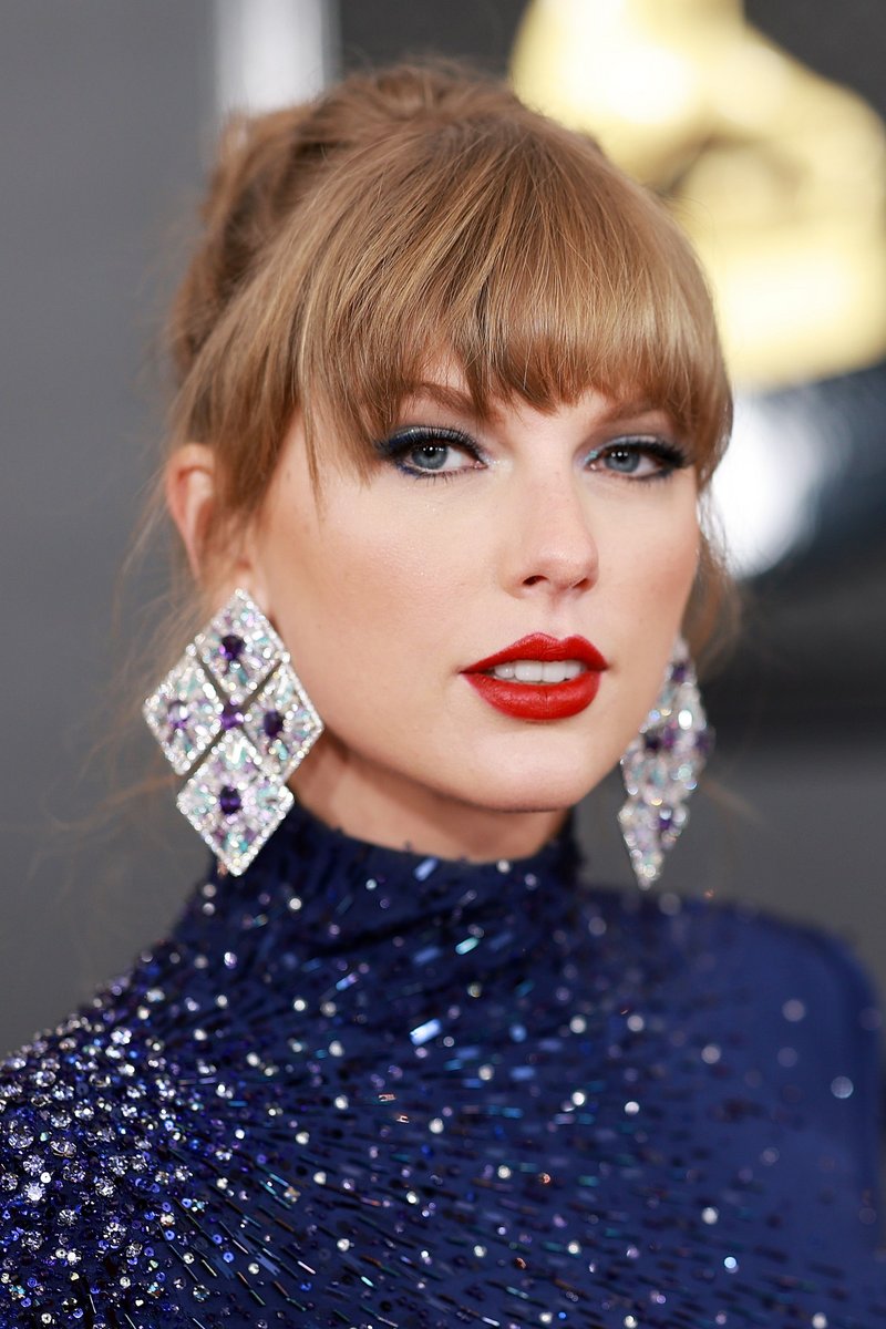 Taylor Swift at 65th Annual Grammy Awards — photo 63