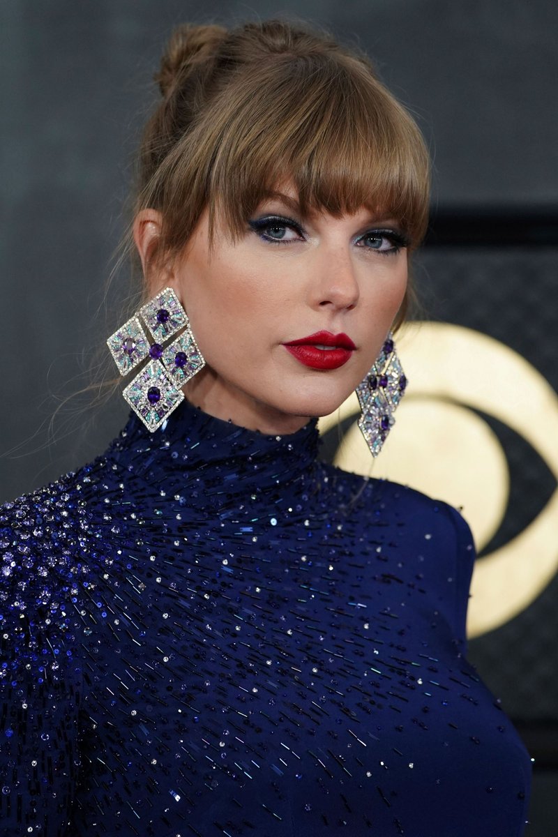 Taylor Swift at 65th Annual Grammy Awards — photo 232