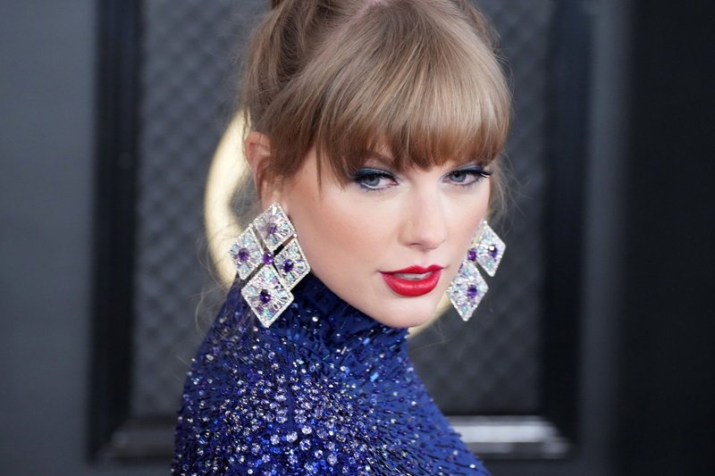 Taylor Swift at 65th Annual Grammy Awards — photo 380