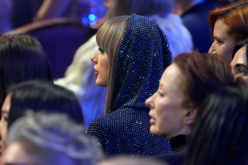 Taylor Swift at 2023 iHeartRadio Music Awards — photo 7