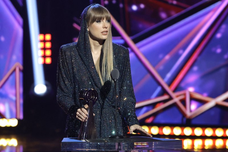 Taylor Swift at 2023 iHeartRadio Music Awards — photo 19