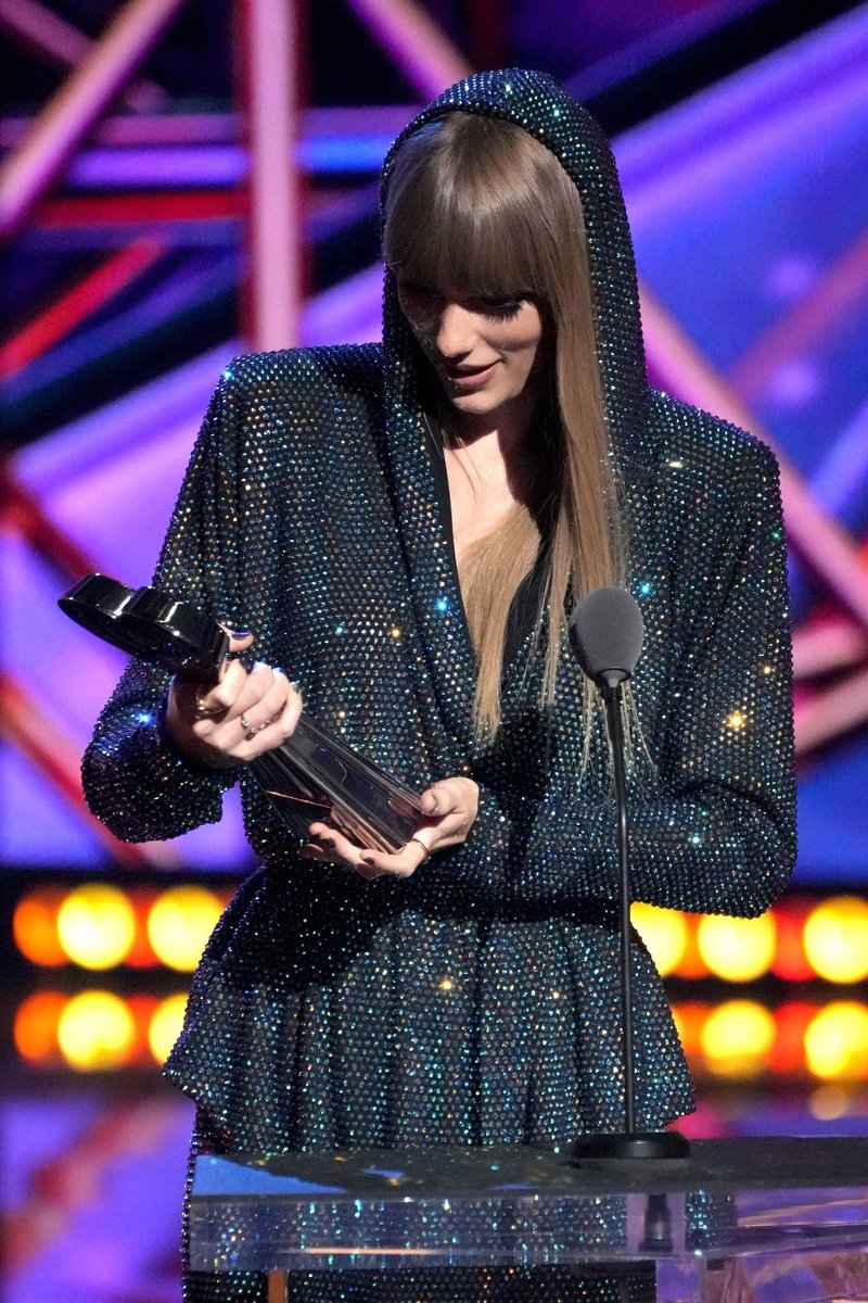 Taylor Swift at 2023 iHeartRadio Music Awards — photo 39