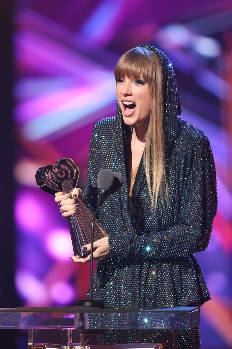 Taylor Swift at 2023 iHeartRadio Music Awards — photo 72