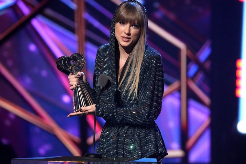 Taylor Swift at 2023 iHeartRadio Music Awards — photo 136